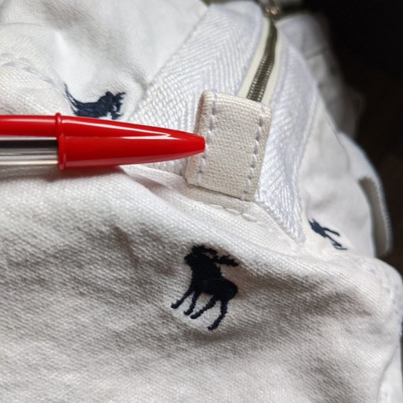 COPY - EUC Youth - abercrombie Canvas Duffel Bag - Picture 9 of 12